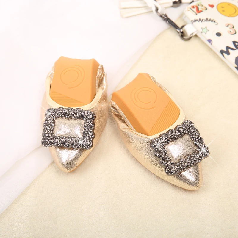 2018 черные серебристые золотистые женские туфли на плоской подошве Модные