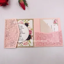 Роскошное розовое приглашение Quinceanera с искусственным лазерным
