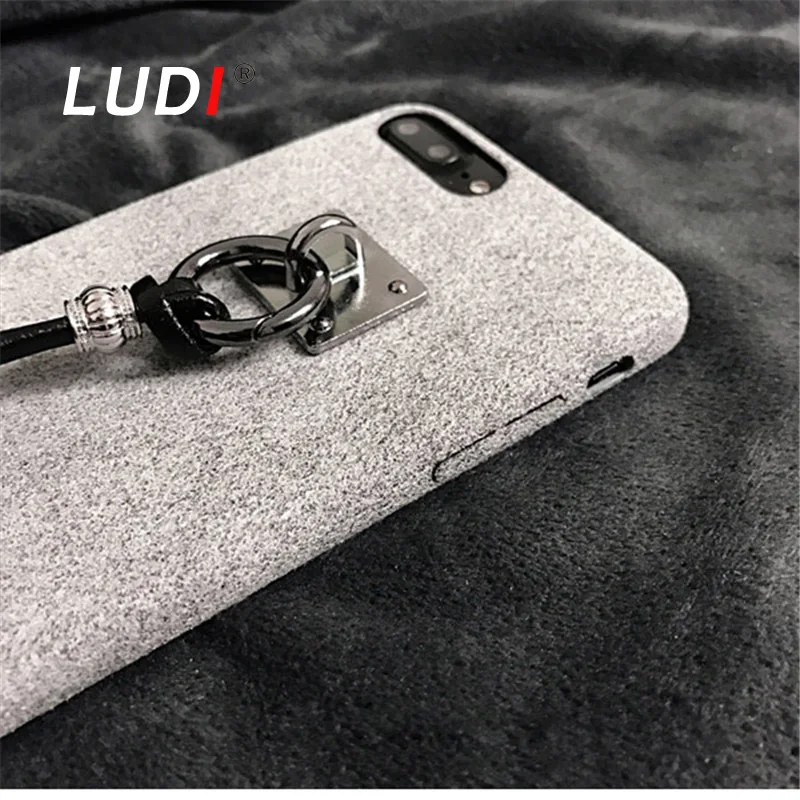 LUDI Fashion Mink Hair Ball Tassel Case Capa for iPhone X 8 6 6s Plus 7 7plus Soft Plush Cover National Style |