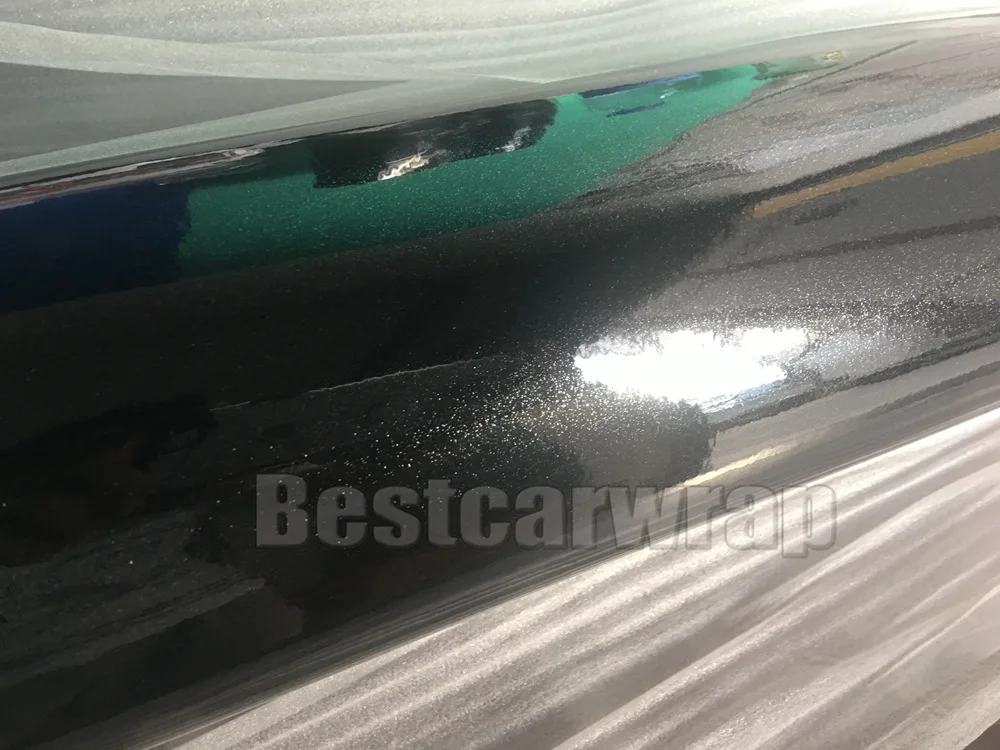 Глянцевая черная металлическая виниловая пленка для автомобиля с выпуском