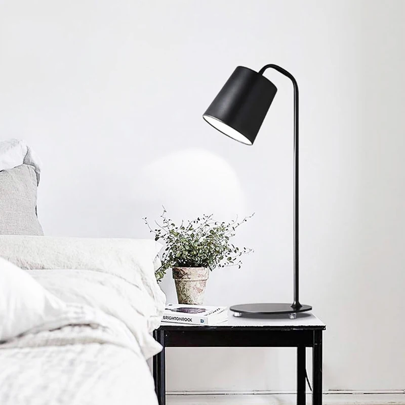 Скандинавская новая искусственная прикроватная лампа светодиодная E14 4 цветов