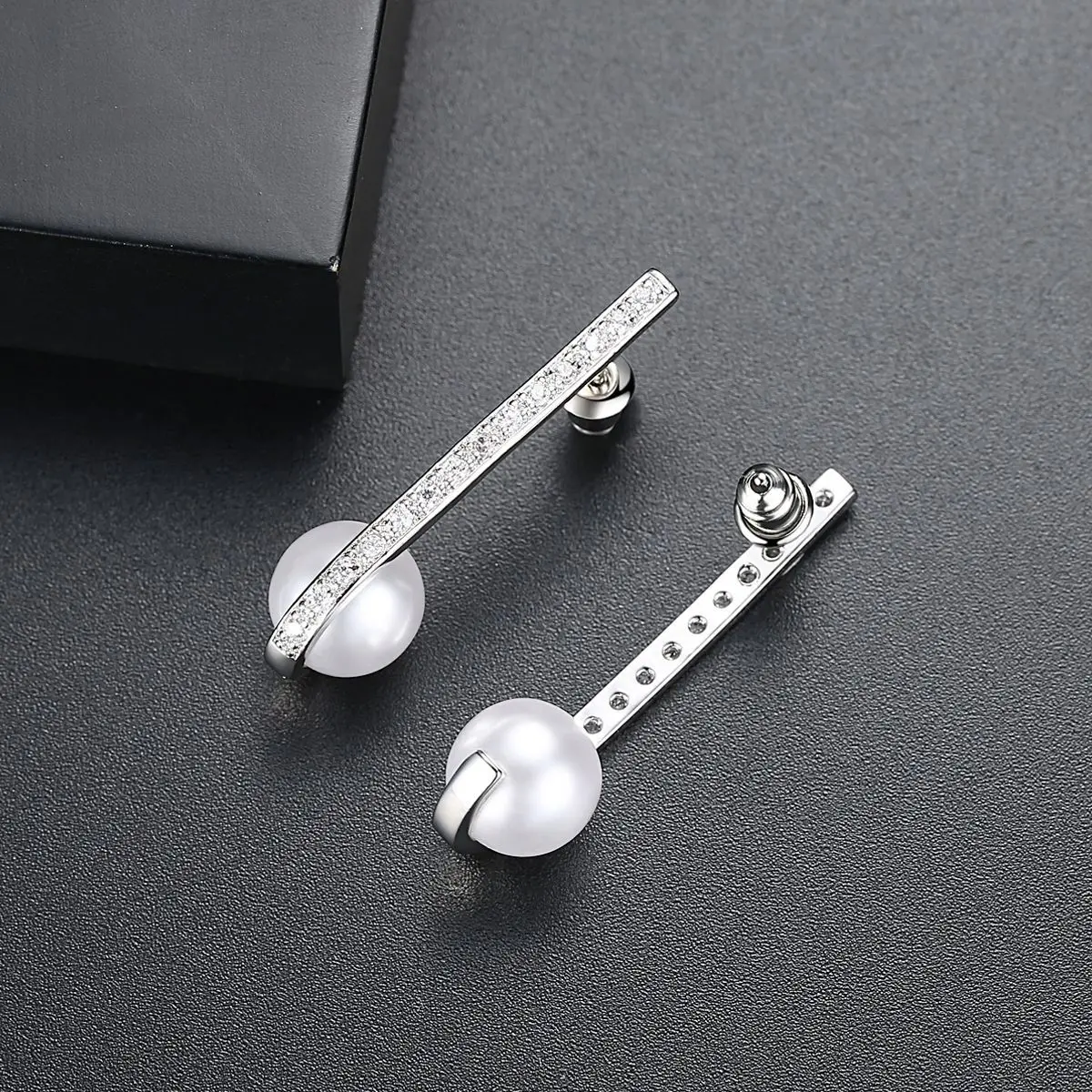 2019 New Creative Gold Silver Color Fulll AAA Cubic Zirconia Hook White Pearl Drop Earrings For Women Geometric Design Earring | Украшения