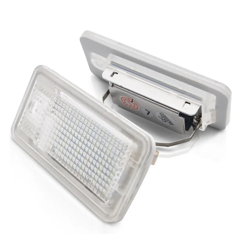 Safego 2 шт. 3 Вт Светодиодная подсветка для номерного знака 18 SMD 2835 Автомобильная