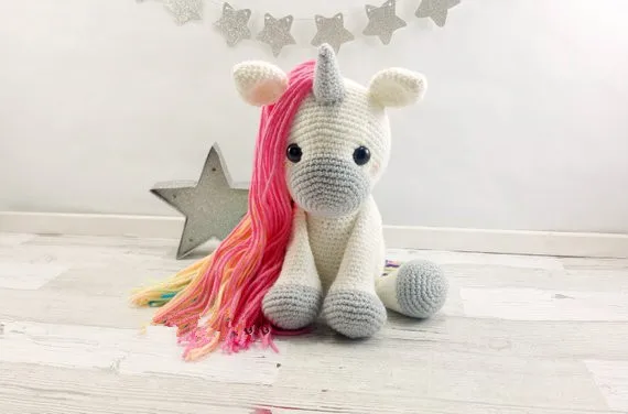 Вязаные крючком игрушки Единорог амигуруми для жизни
