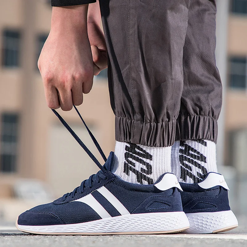 Li Ning Для мужчин LN в полоску классический образ жизни обувь светильник Вес