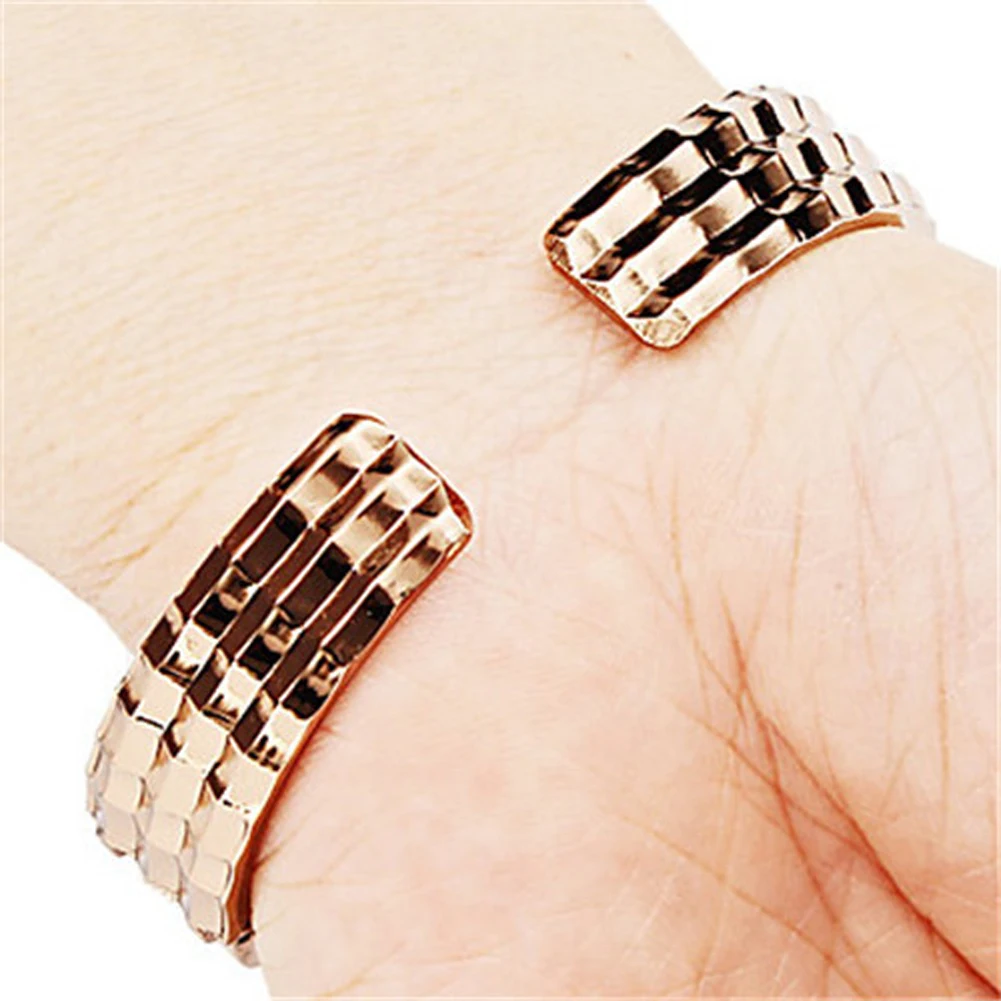 

Hot Sale Rose Gold Quartz Watch Luxury Bangle Wrist Watches Rhinestone Bracelet Clock Women Watches Gifts for Women
