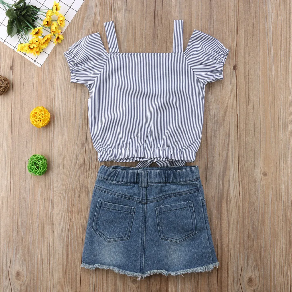 Одежда для маленьких девочек футболка в полоску с цветочным принтом и розой топы