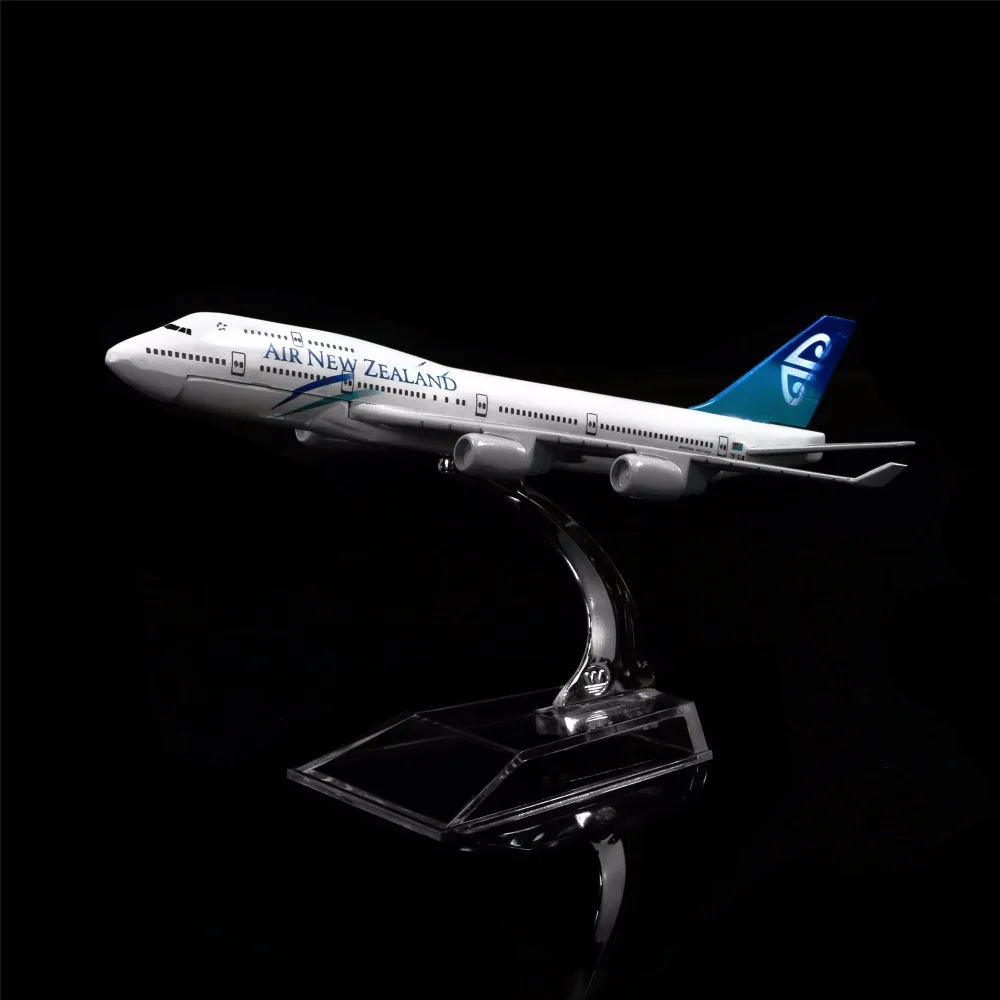 1: 400 16 см Новая Zealand Airline Boeing 747 металлическая модель самолета офисное украшение