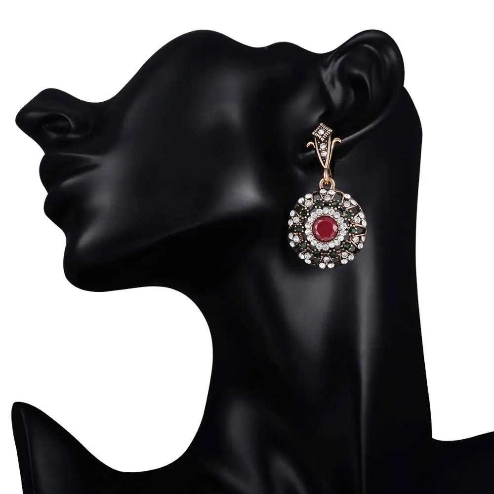 Серьги женские круглые бронзовые золотые с австрийскими красными кристаллами и