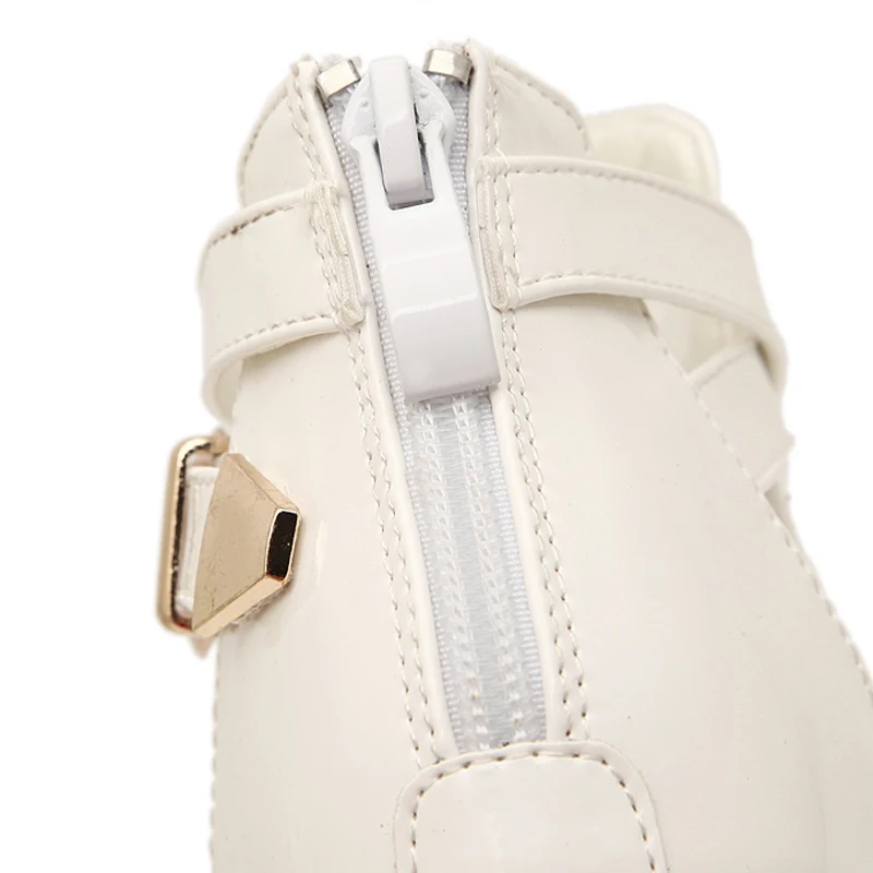 Новые модные женские туфли на высоком каблуке с белыми кружевными цветами летние