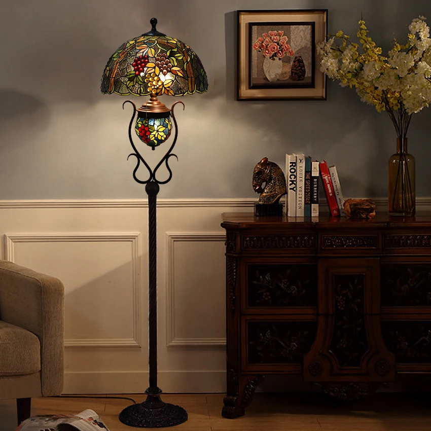 

TF175 European Retro Garden Classical Art Vertical Floor Lamp Upscale Creative Art Lamp Bedroom Living Room Study Floor Lamp
