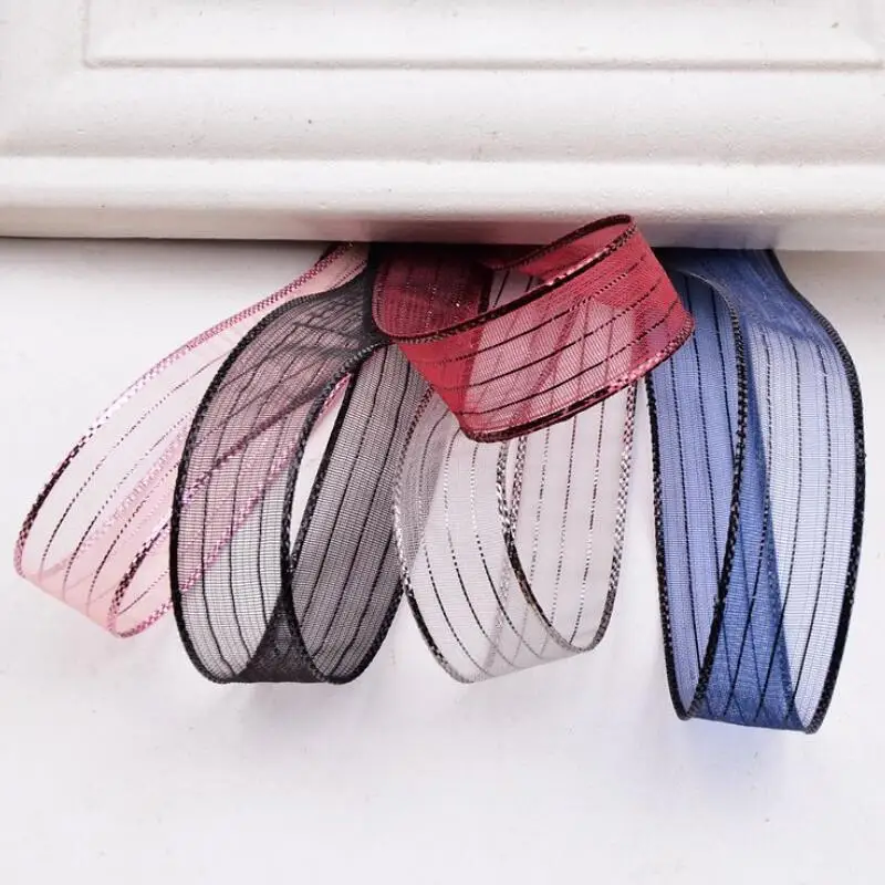 

Дешевая Серебряная проволочная лента из органзы 16 мм 10 ярдов подарочная Свадебная Упаковка Рождественский декоративный ручной работы поде...