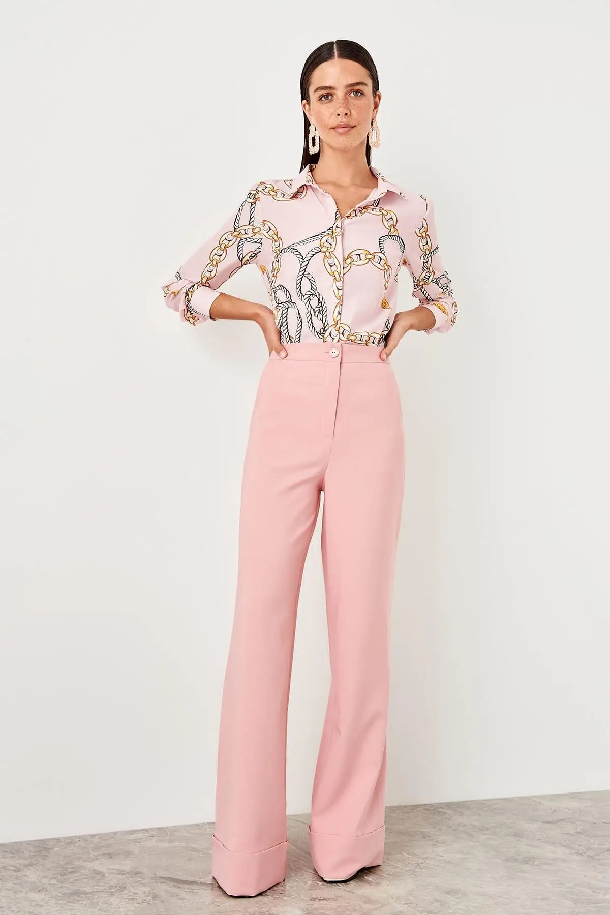 Trendyol розовые испанские расклешенные брюки TWOSS19ST0179|Брюки| |