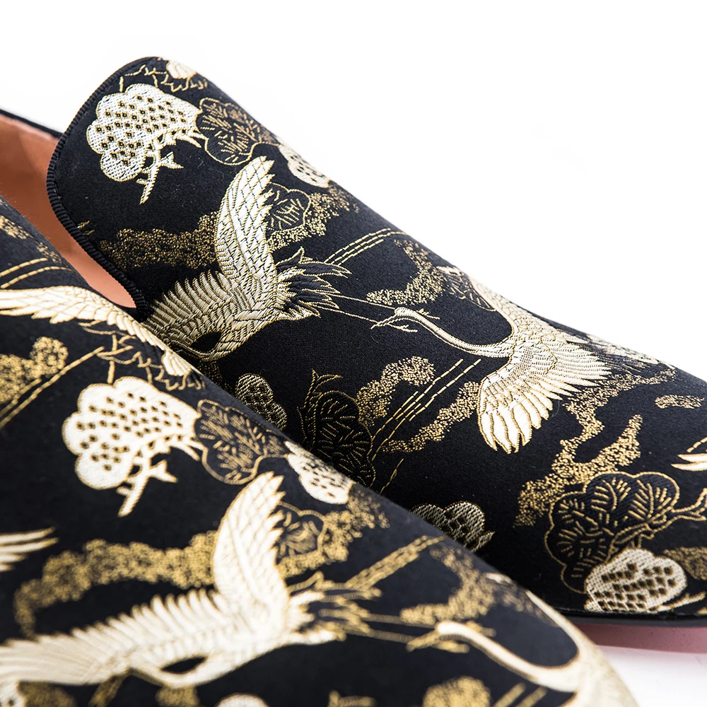 Jeder Schuh men shoes Black gold Chinese style jacquard weave design handmade loafers casual smoking slippers. | Обувь