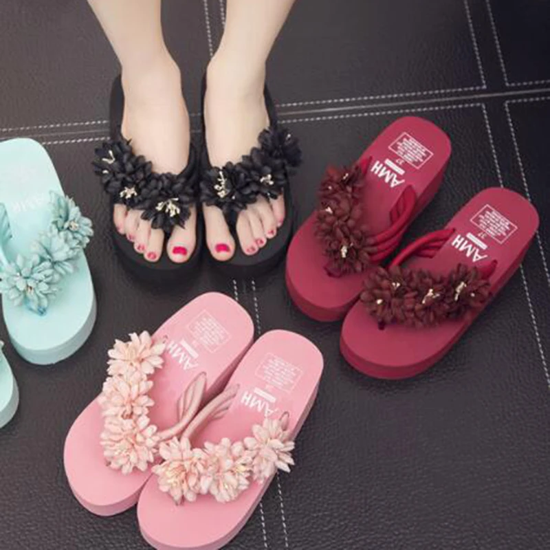 Шлепанцы ручной работы с цветами для отдыха пляжная обувь однотонная женская на