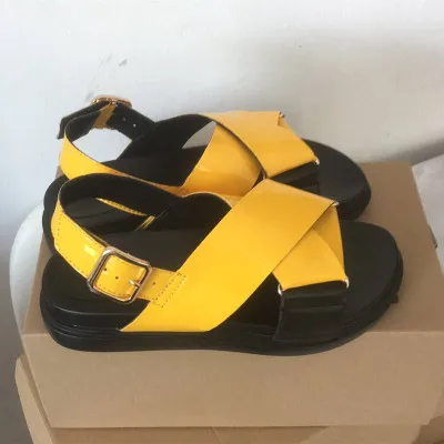 Yellow Женские босоножки; коллекция года; сезон лето; повседневные кожаные сандалии-гладиаторы; женские черные сандалии на массивном каблуке; пляжная обувь для девочек; женская летняя обувь - Цвет: Yellow