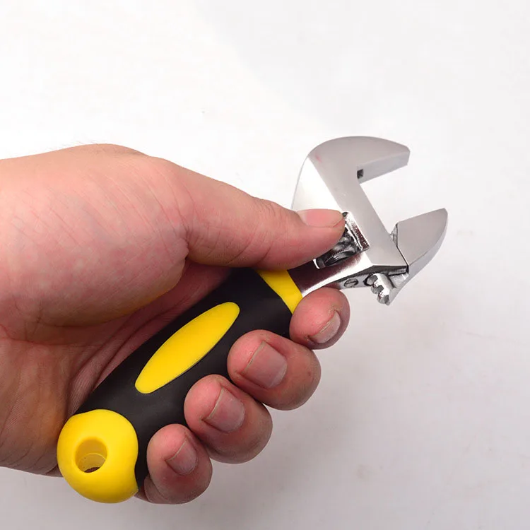 

New 1Piece 6 inch Chrome Vanadium Flexible Wrench Adjustable Wrench Universal Spanner Wrench Mini Nut Key Hand Tools Multi tool