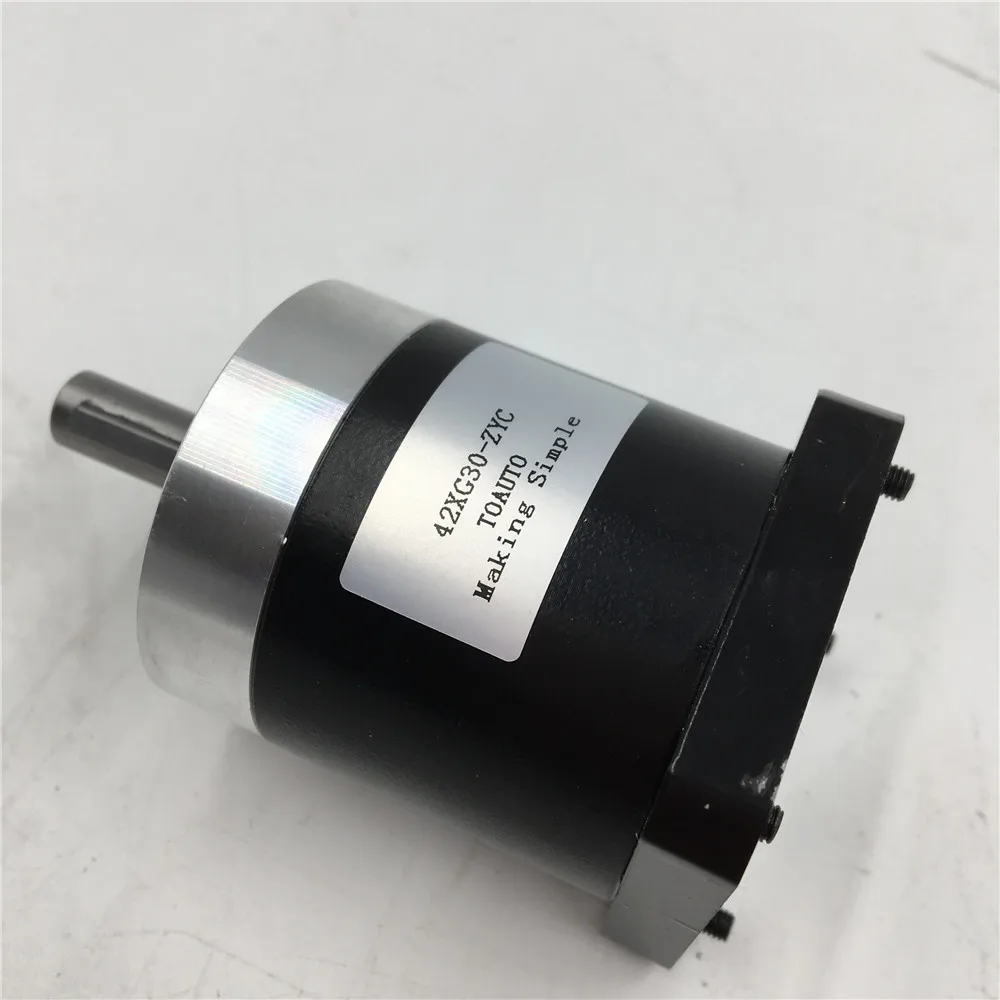 Планетарный редуктор шагового двигателя передаточное число 15:1 42 мм фланец Nema17