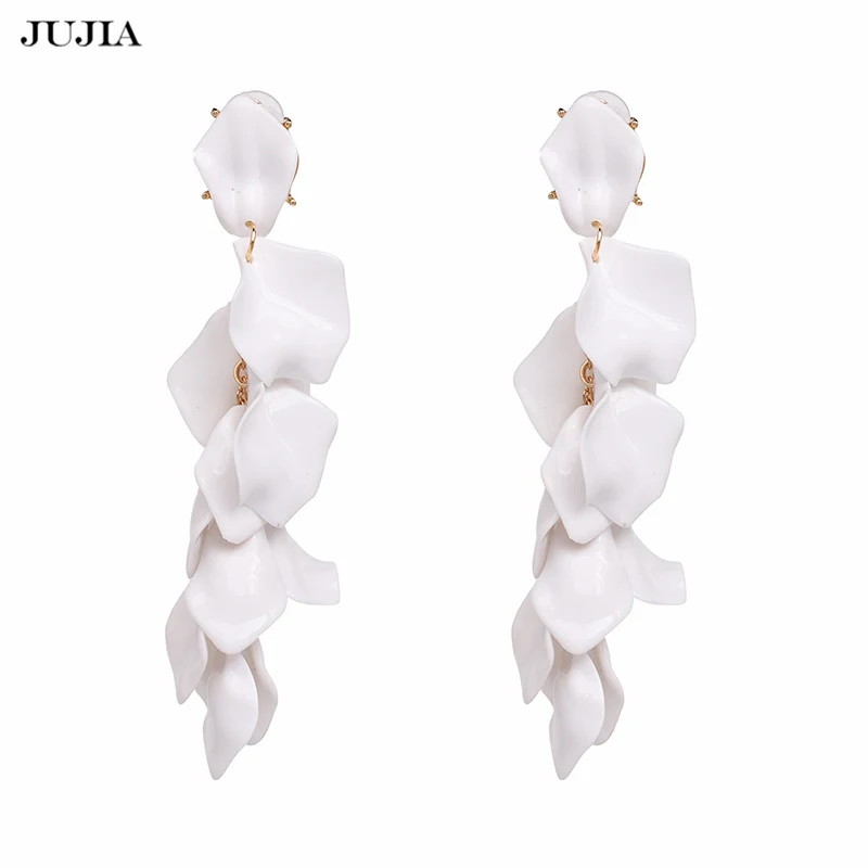 

Wholesale JUJIA Fashion Trendy Big Maxi Acrylic Drop Earring Flower Dangle Resin Earrings For Women Jewelry Wholesale