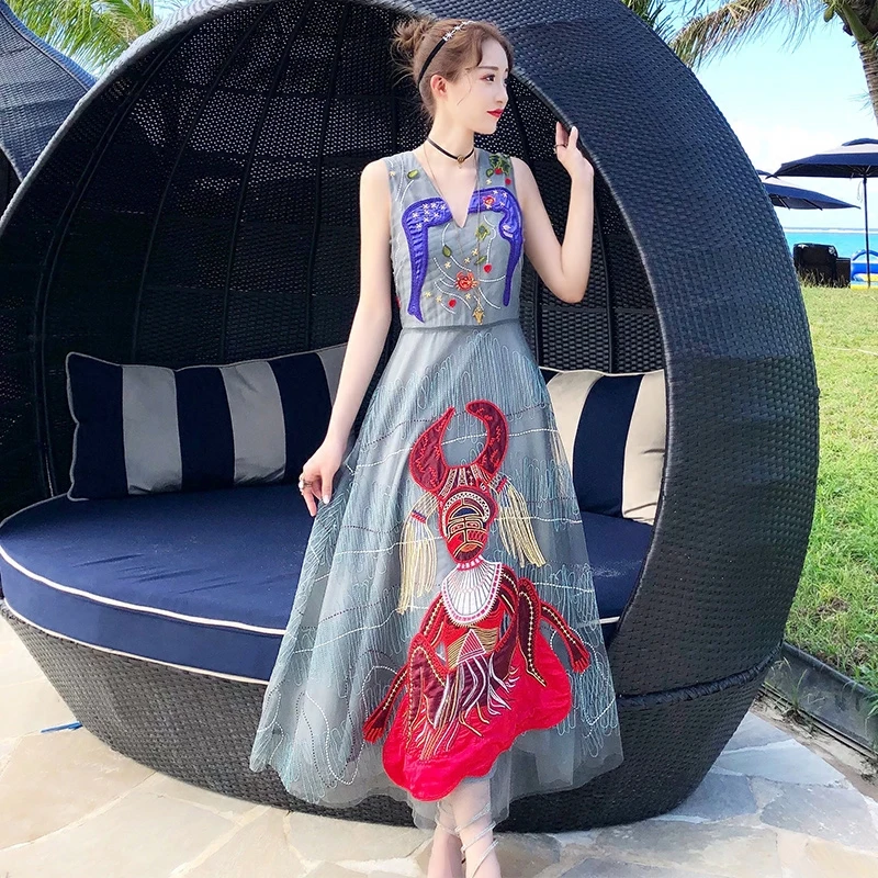 

New Designer Luxury Embroidery Dress Women Maxi Long Sexy V-neck Runway Boutique 2018 Female Party Dress Infinity Belt Vestido