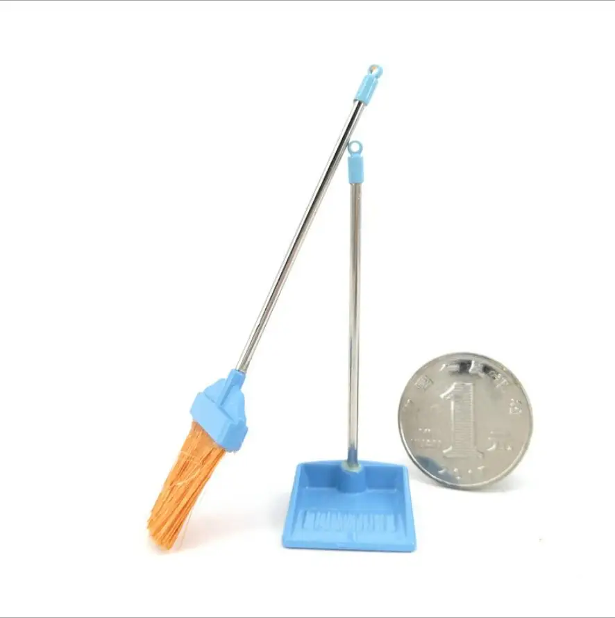

Dollhouse miniature toy accessories Mini children's toy broom