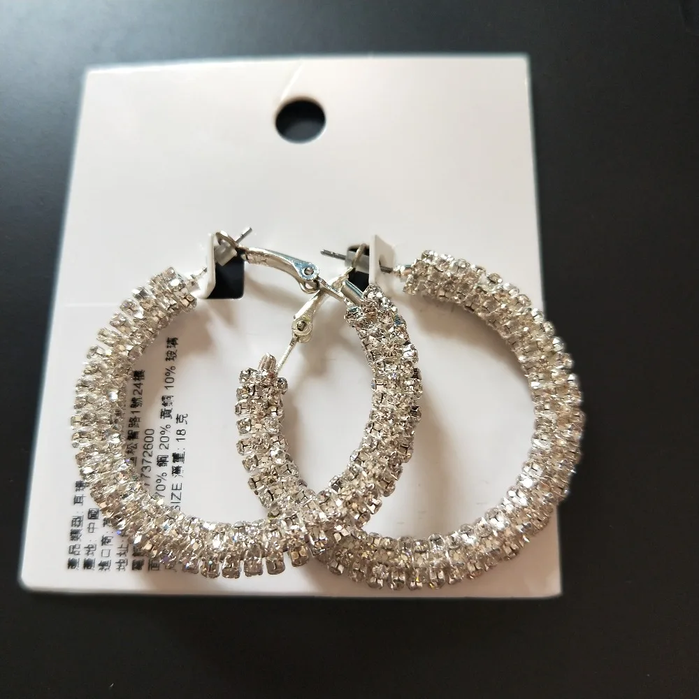 Модные кубические циркониевые Кристальные проложить Белые золотистые