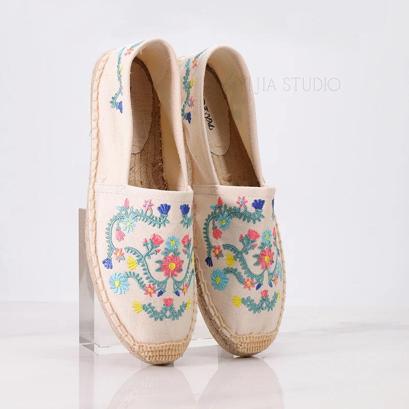 

Embroidery cavans flat espadrilles 2019 women flat loafer slip on flat shoes