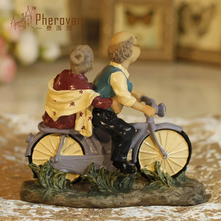 

Resin doll ornaments wedding gift warm old man riding couple BS050