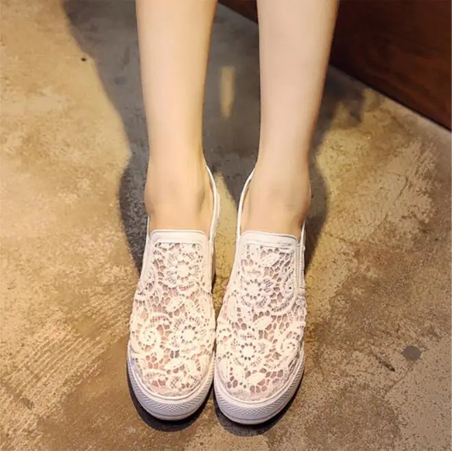 Элегантные туфли с вышивкой и кружевом закрытым носком весна осень внешняя
