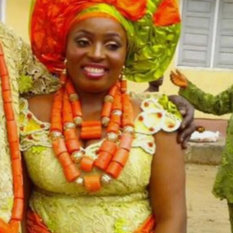 Verkaufen 4 Ujewelry Halsband Schmuck-Set Original Korallen Perlen Designer Halskette Set 3 Schichten Edo Traditionellen Schmuck Set Für Frauen 2019