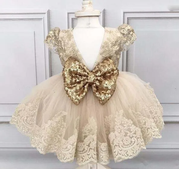 Champagne tutu tulle wedding flower girl dress ball gown baby celebrity birthday party with lace trim and golden sequin bow | Детская