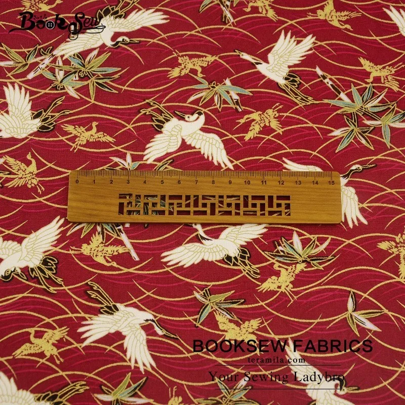 Хлопчатобумажная льняная ткань Booksew с красным рисунком животных золотистая