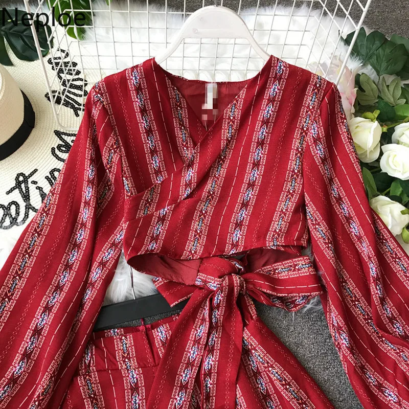 Neploe Bohemian Print Women Two Piece Set V-Neck Long Sleeve Shirts+Zipper Fly High Waist Full Pants Fashion Suits 44776 |