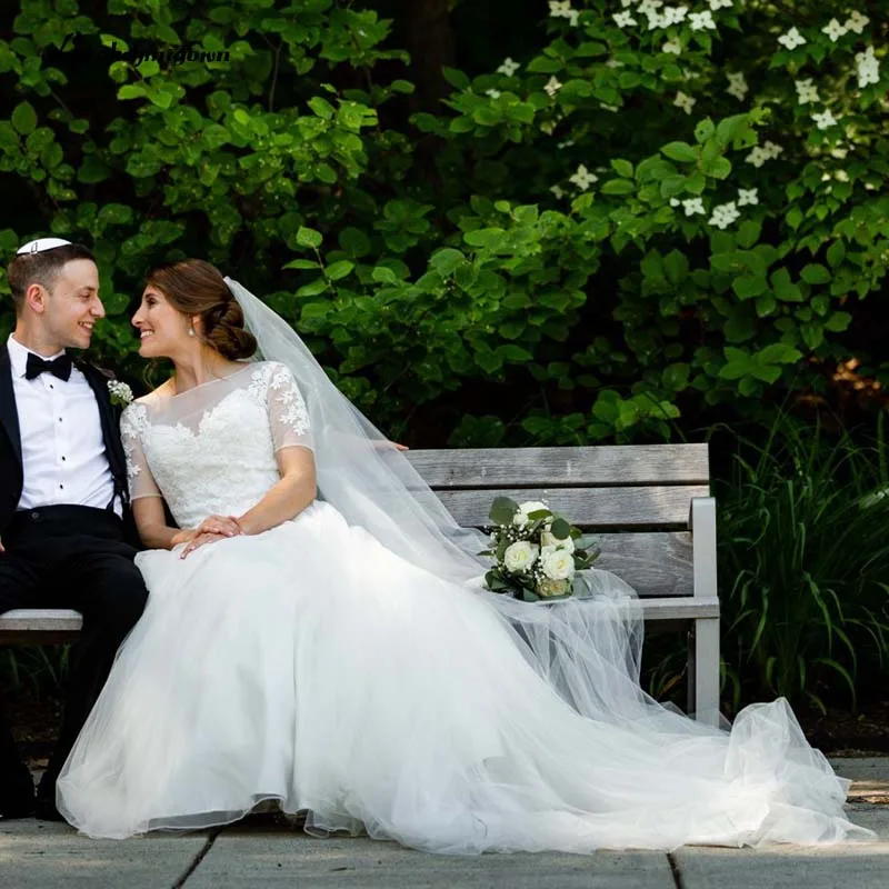 LORIE Plus Size Wedding Dress 2019 O-Neck Appliques Lace A-Line Tulle White Ivory Bride with Small Train Gown | Свадьбы и торжества