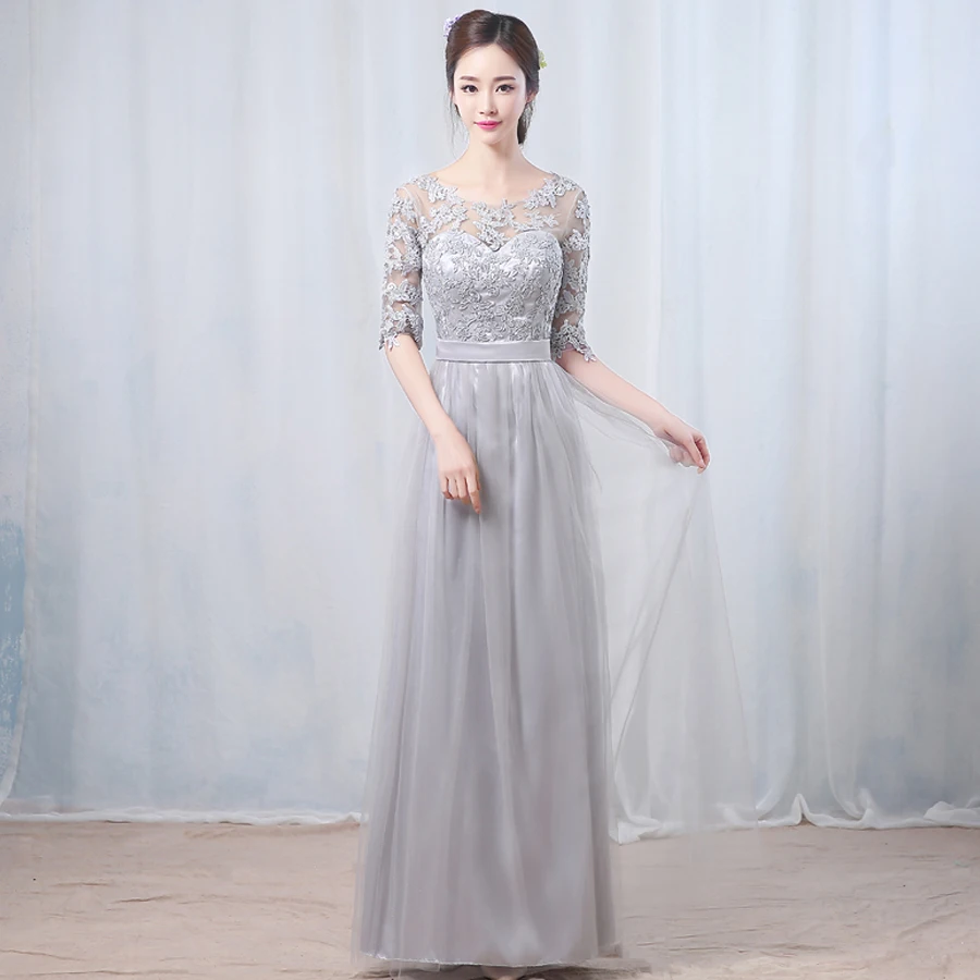 Элегантное платье трапециевидной формы с коротким рукавом и круглым вырезом