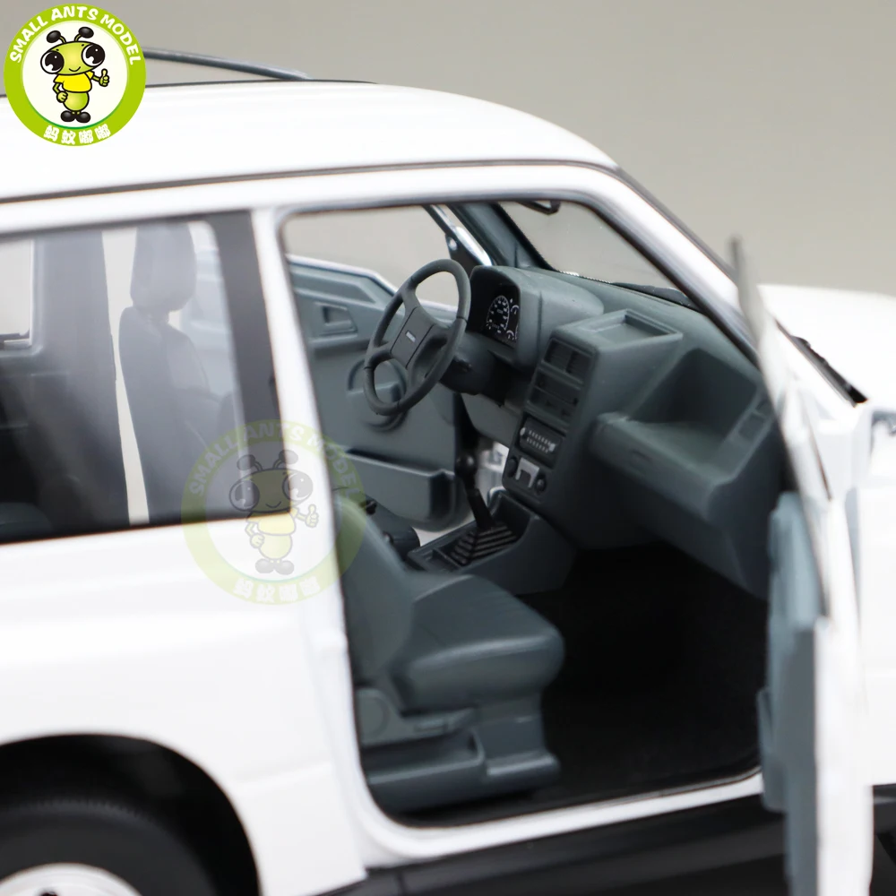 1/18 DORLOP Suzuki Vitara Escudo с левым приводом Модель автомобиля игрушки детские подарки для мальчиков девочек белого цвета