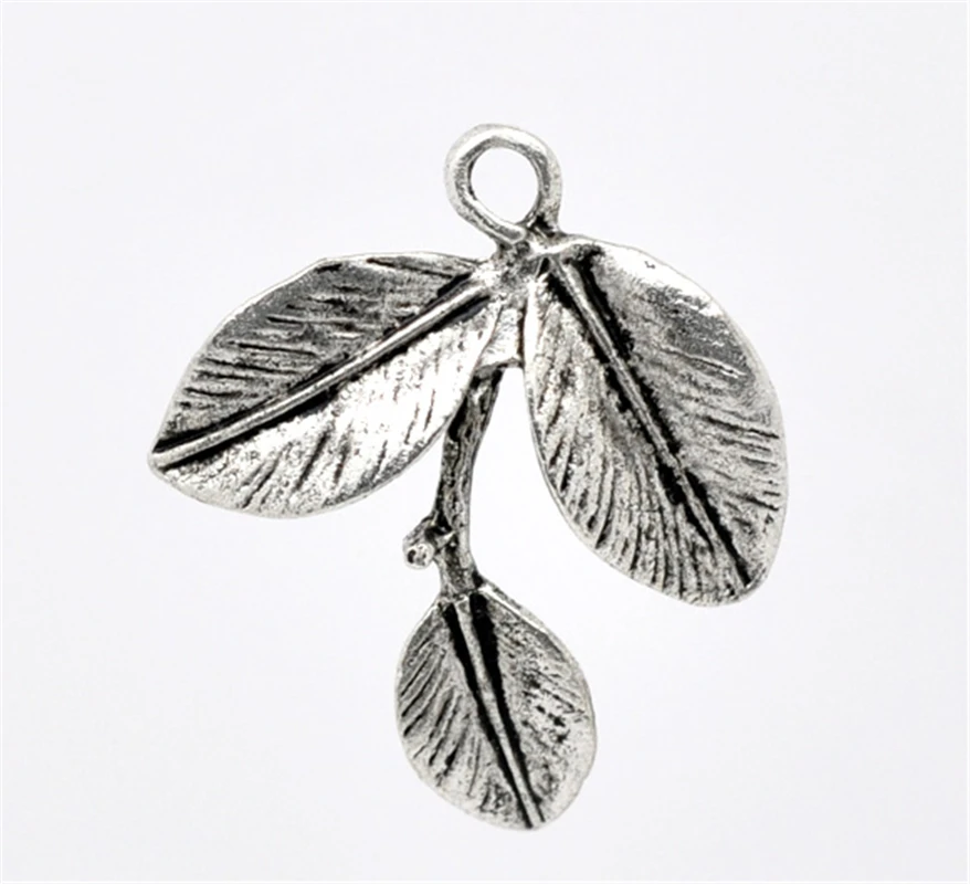 DoreenBeads 30 Серебряный цвет подвески в форме листьев, 27x23 мм (B13153), иу