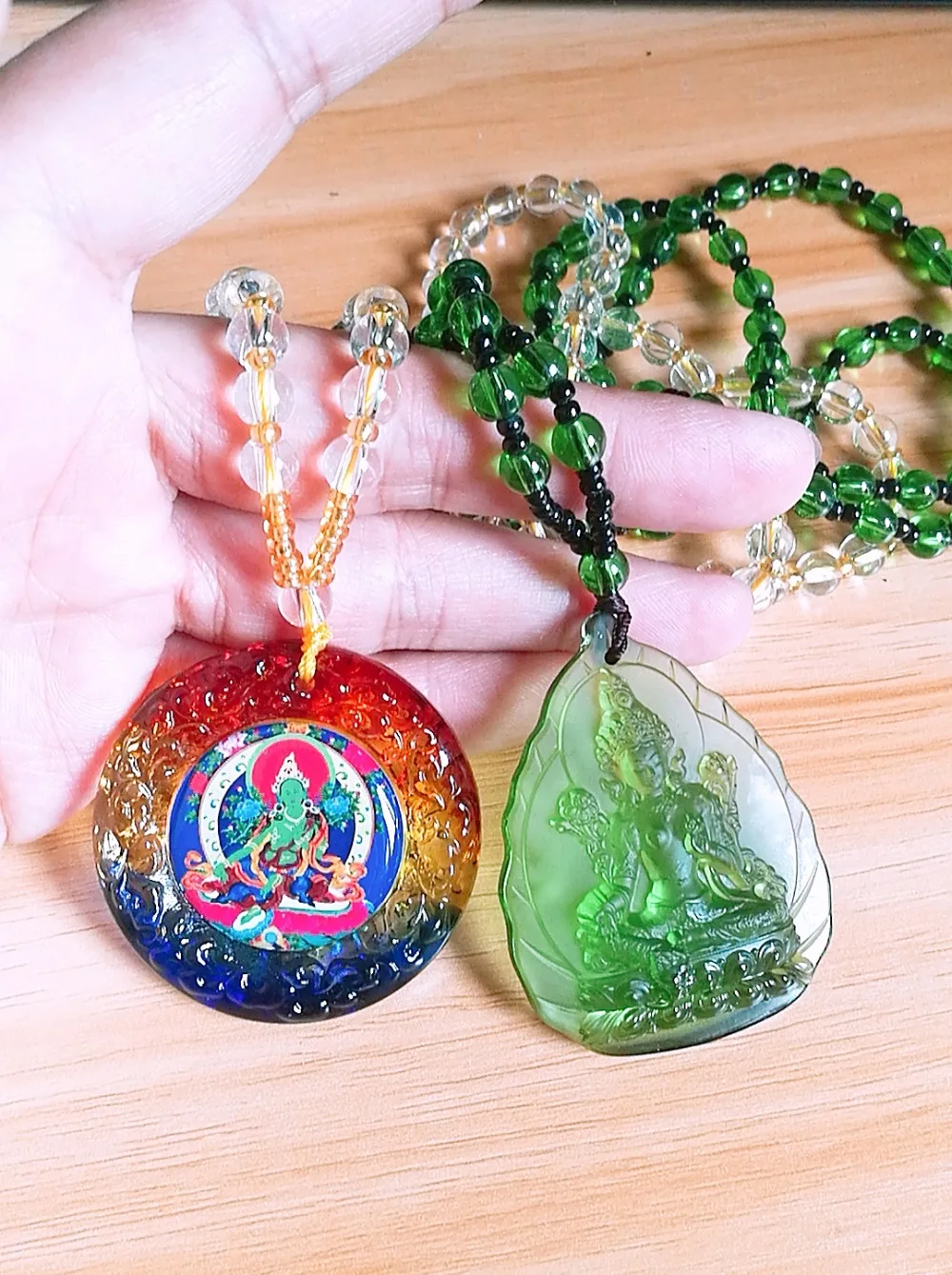 Пара хороших буддистских принадлежностей греко-буддийский Карманный