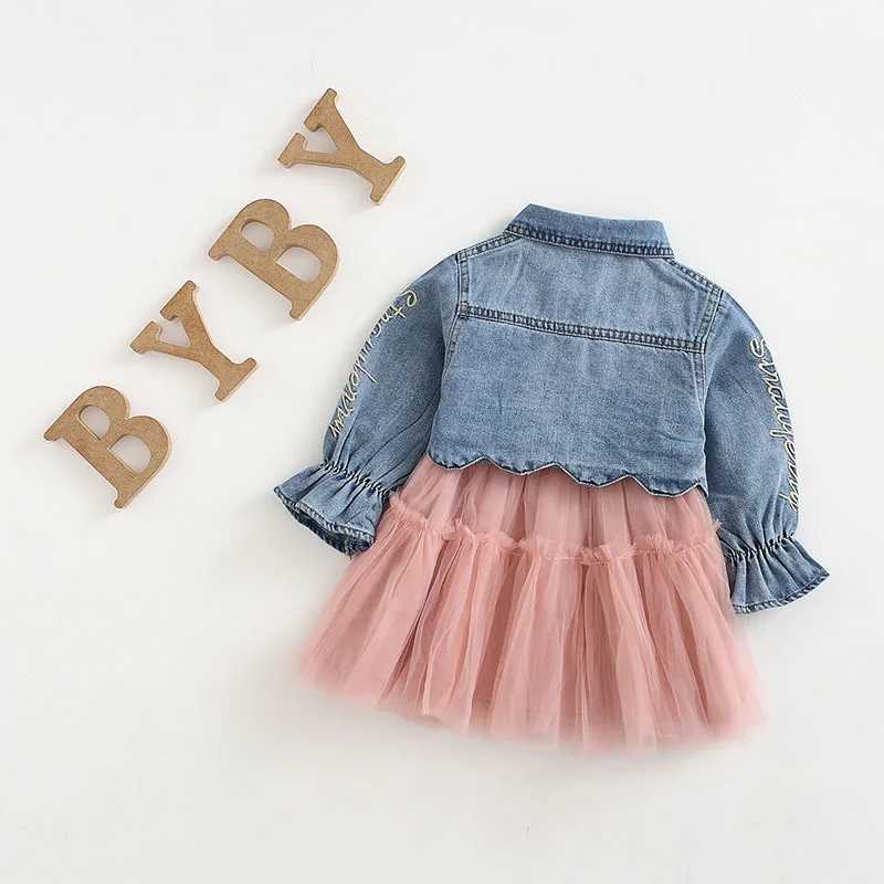 Джинсовая куртка для маленьких девочек пальто и Сетчатое платье-пачка комплекты