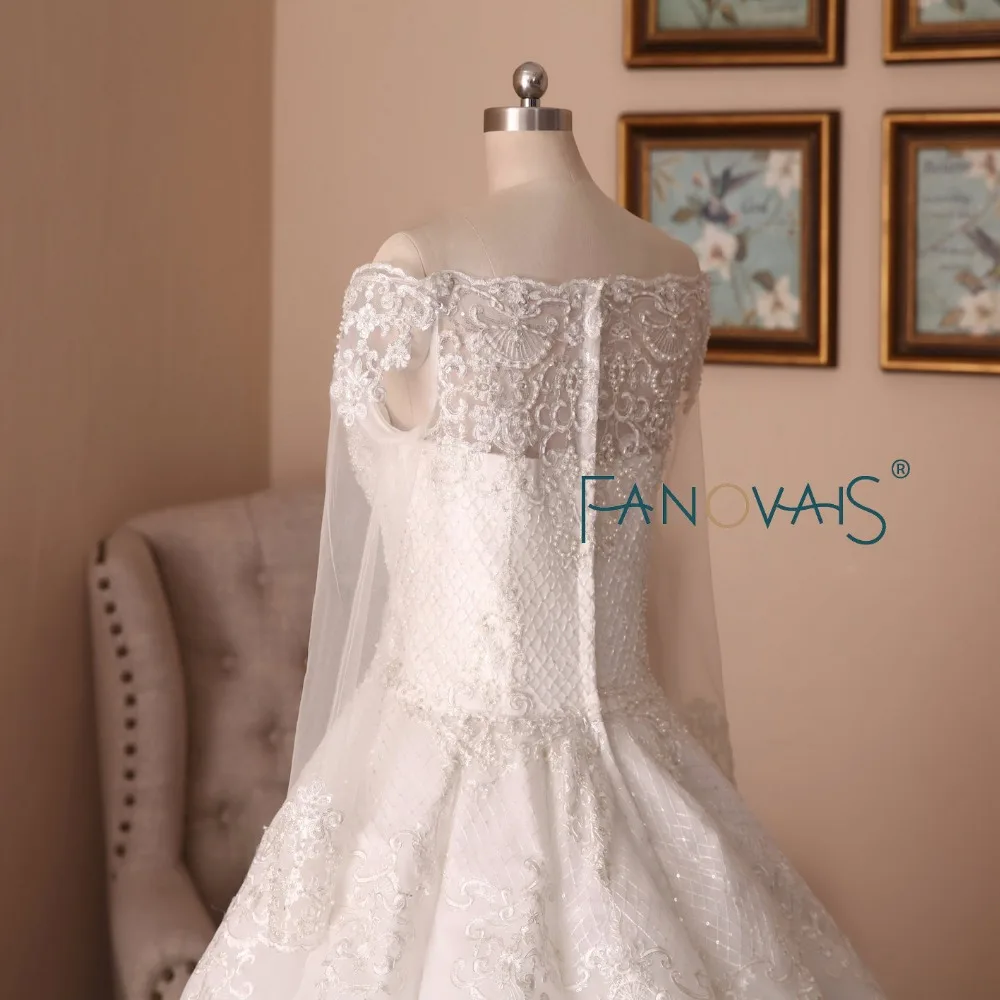 Luxury Wedding Dresses Long Sleeves 2019 Wedding Dress Beads Ball Gown for Wedding Vestido de Novia robe de mariee bridal gowns