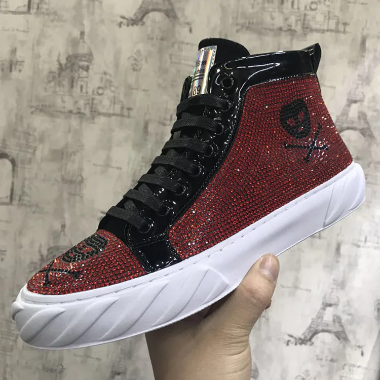 Новинка сезон весна осень повседневная обувь со стразами и шипами на шнуровке