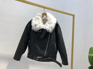 Черный Женские кожаные пальто из овчины, зимний женский настоящий кожаный пуховик из овчины, теплое пальто из овечьей шерсти - Цвет: Черный