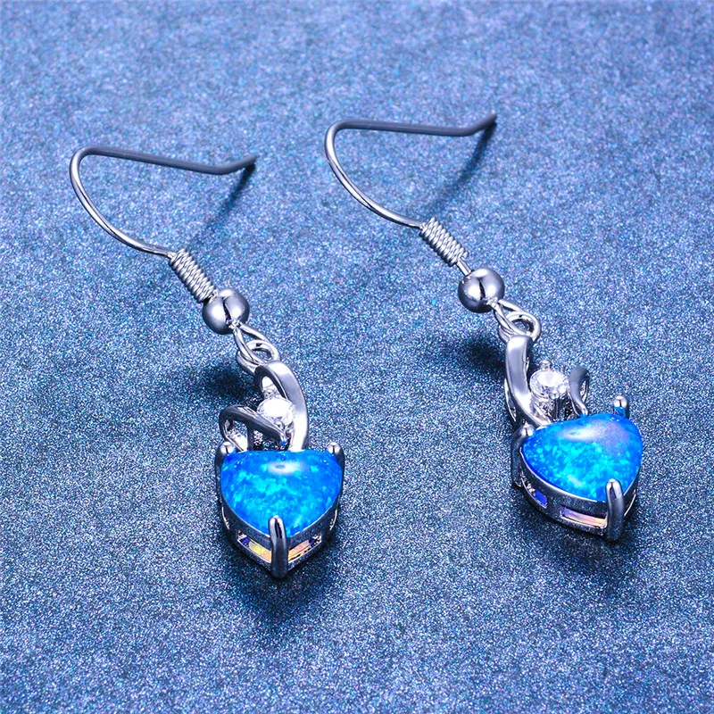 Женские серьги в стиле бохо с маленьким сердцем серебряные голубым огненным