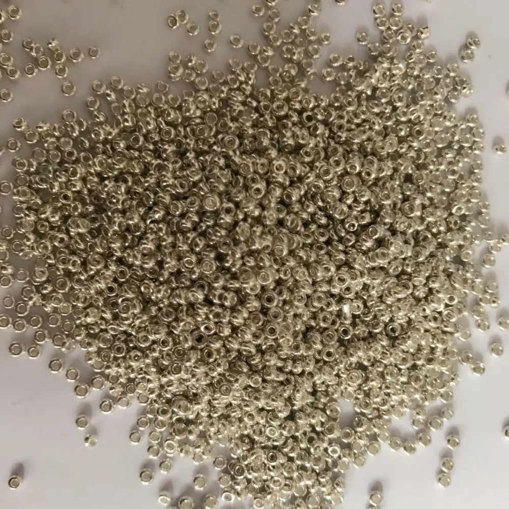 Бусины золотистого и серебристого цвета 4 мм из прозрачного стекла чешские