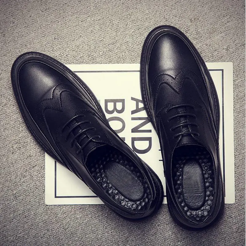 

Fashion Men Wedding Shoes Footwear Men Dress Shoes 2021 New Brand Men's Business Shoes Italian Style oxfords 632
