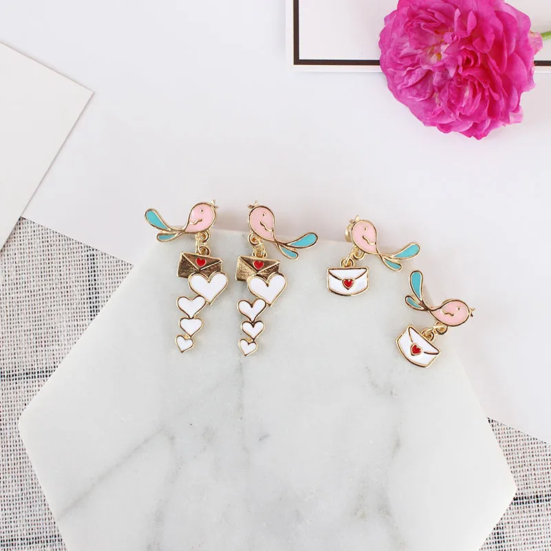 Free shipping women fashion new jewelry Lovely personality bird letters heart earrings Zinc alloy enamel accessories | Украшения и