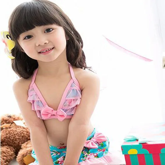 Hot Little Girls Modeling