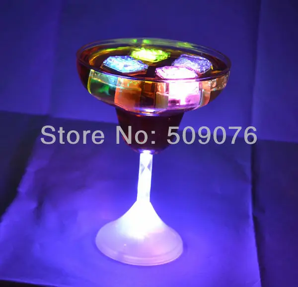 Бесплатная доставка 24 шт./лот светодиодная мигающая светящаяся кружка для