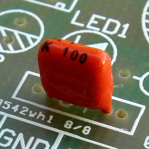 200 шт./лот) 100nF 100 V MKT металлизированный полиэфирный пленочный конденсатор, 0,1 мкФ