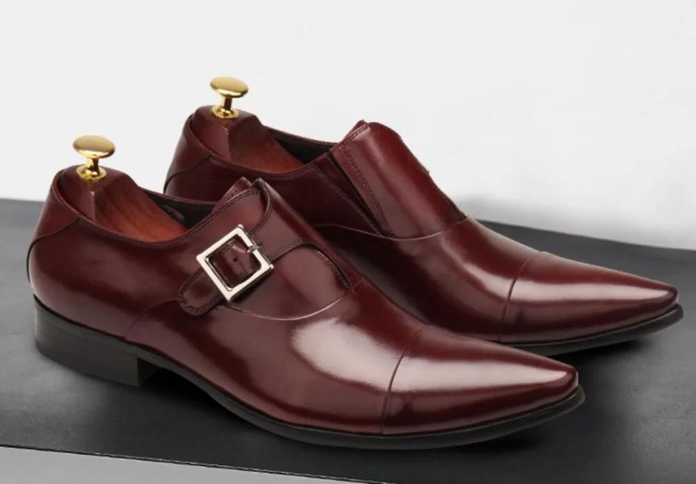 

Pointed Toe Mens Runnway Shoes 2018 Monk Buckles Male Wedding Oxfords Shoes Black Red Fashion Genuine Leather Handmade Shoes